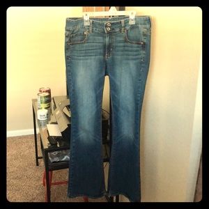 America Eagle flare jeans